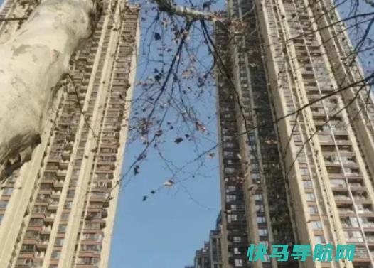 公摊面积包括地下车库吗？公寓公摊多少正常范围